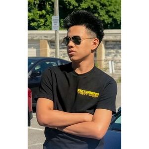 Meet your Posher, Clyde